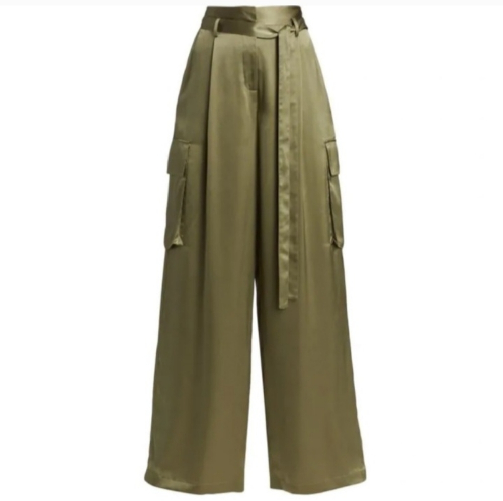 $45 FLASH SALE !!!NWT HALSTON Wide leg cargo pants Ends SEPT 29TH